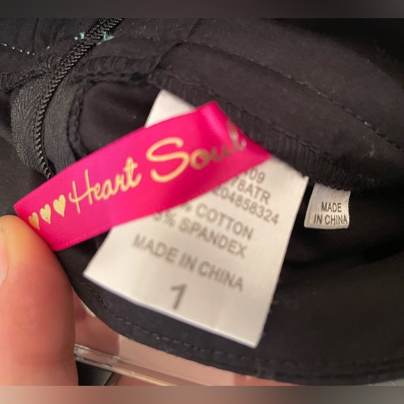 ⭐️NWT⭐️ A-line skirt with floral detail, size 1 - Picture 4 of 4